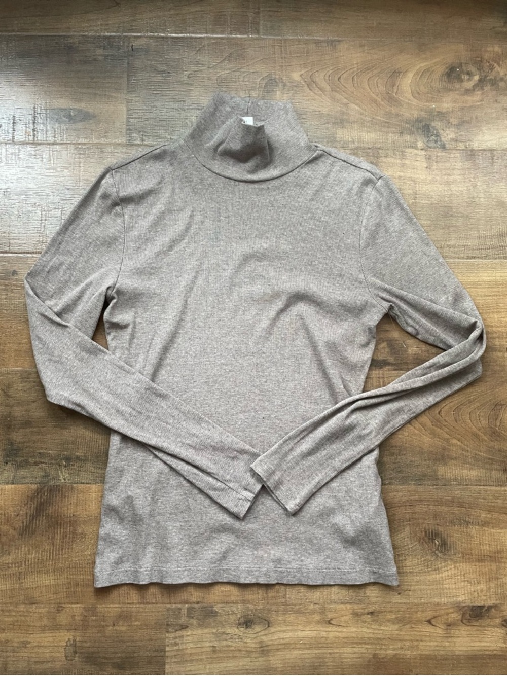 H&M Ribbed Turtleneck Long Sleeve Top Tan Neutral Layering Large‎